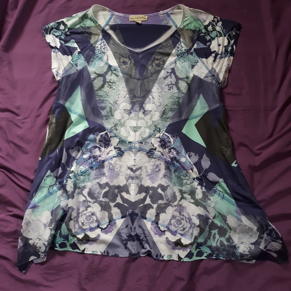 Live and Let Live Short Sleeved Top
